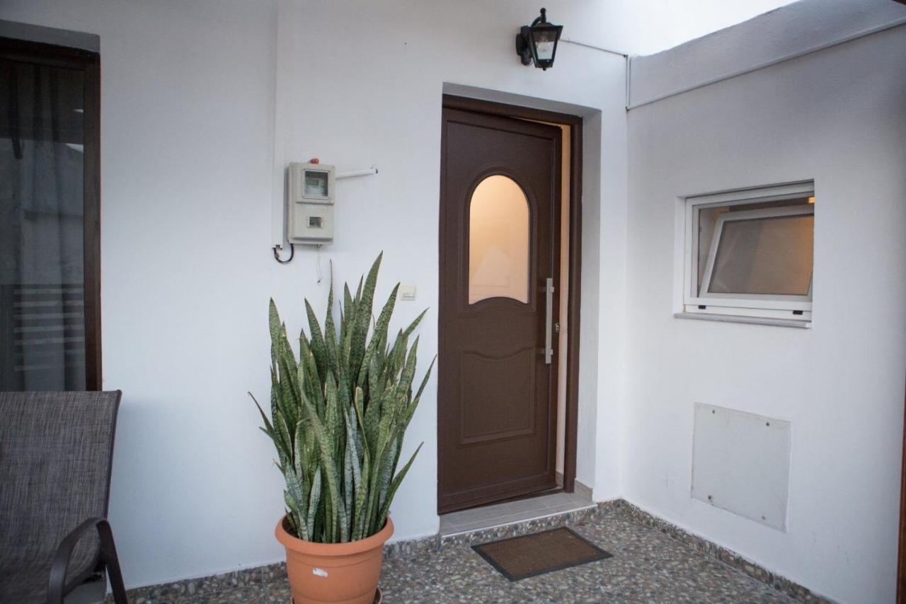 Ferienwohnung Grandmother'S House Psinthos Exterior foto