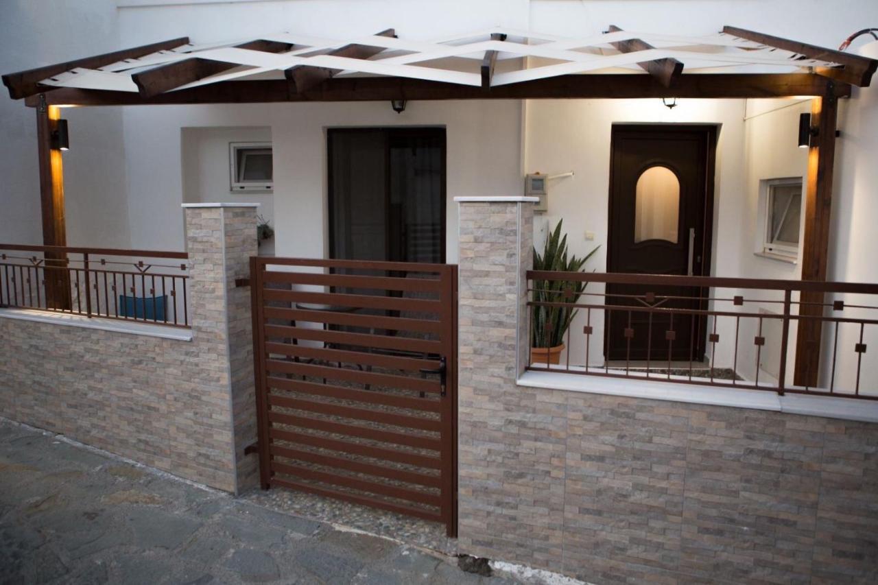 Ferienwohnung Grandmother'S House Psinthos Exterior foto